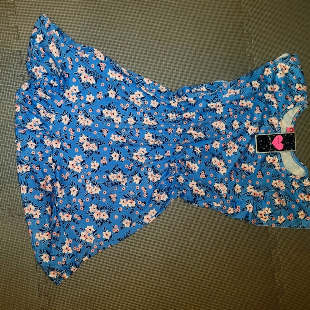 BNWT 14/16 GIRLS FLORAL DRESS